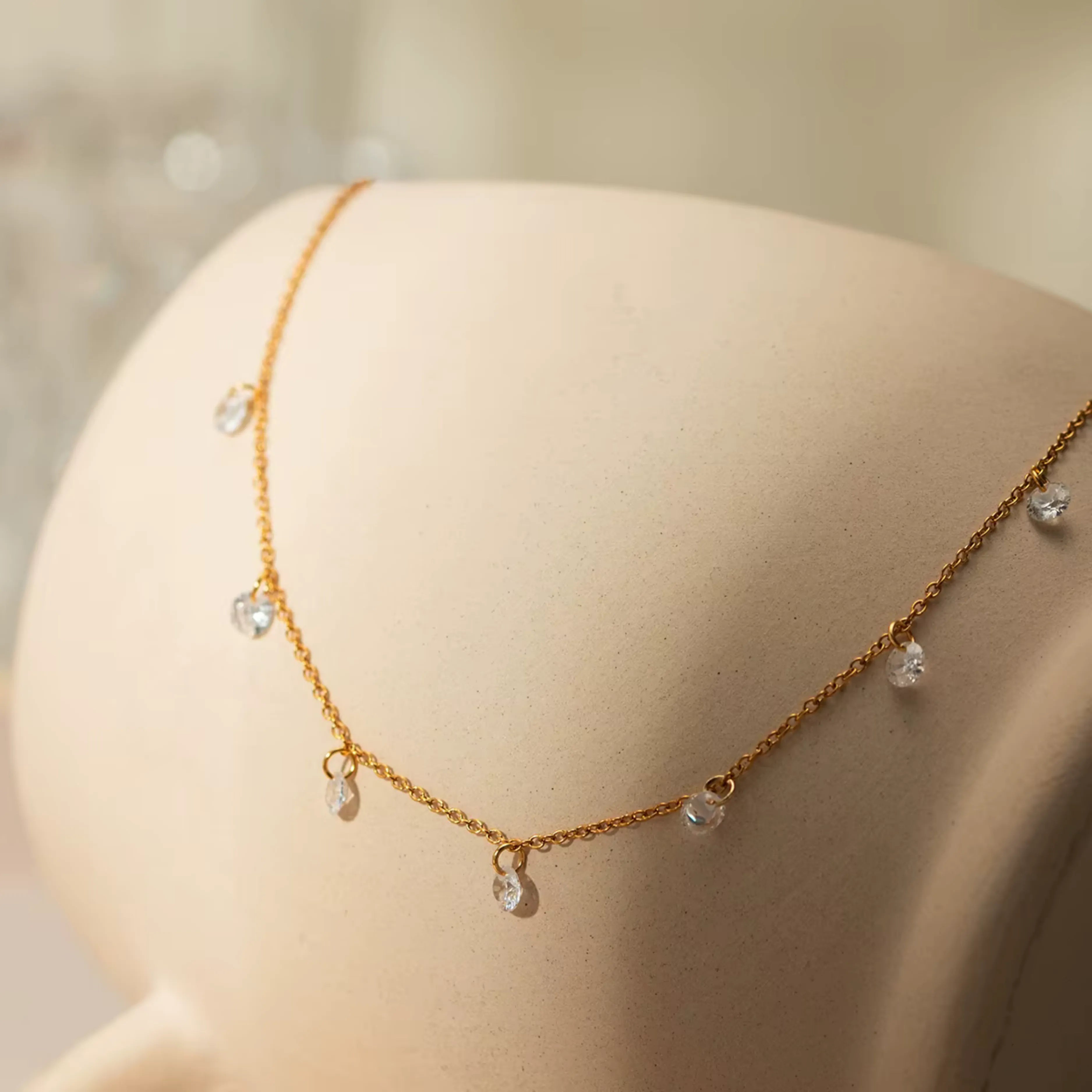 Collar Raindrop