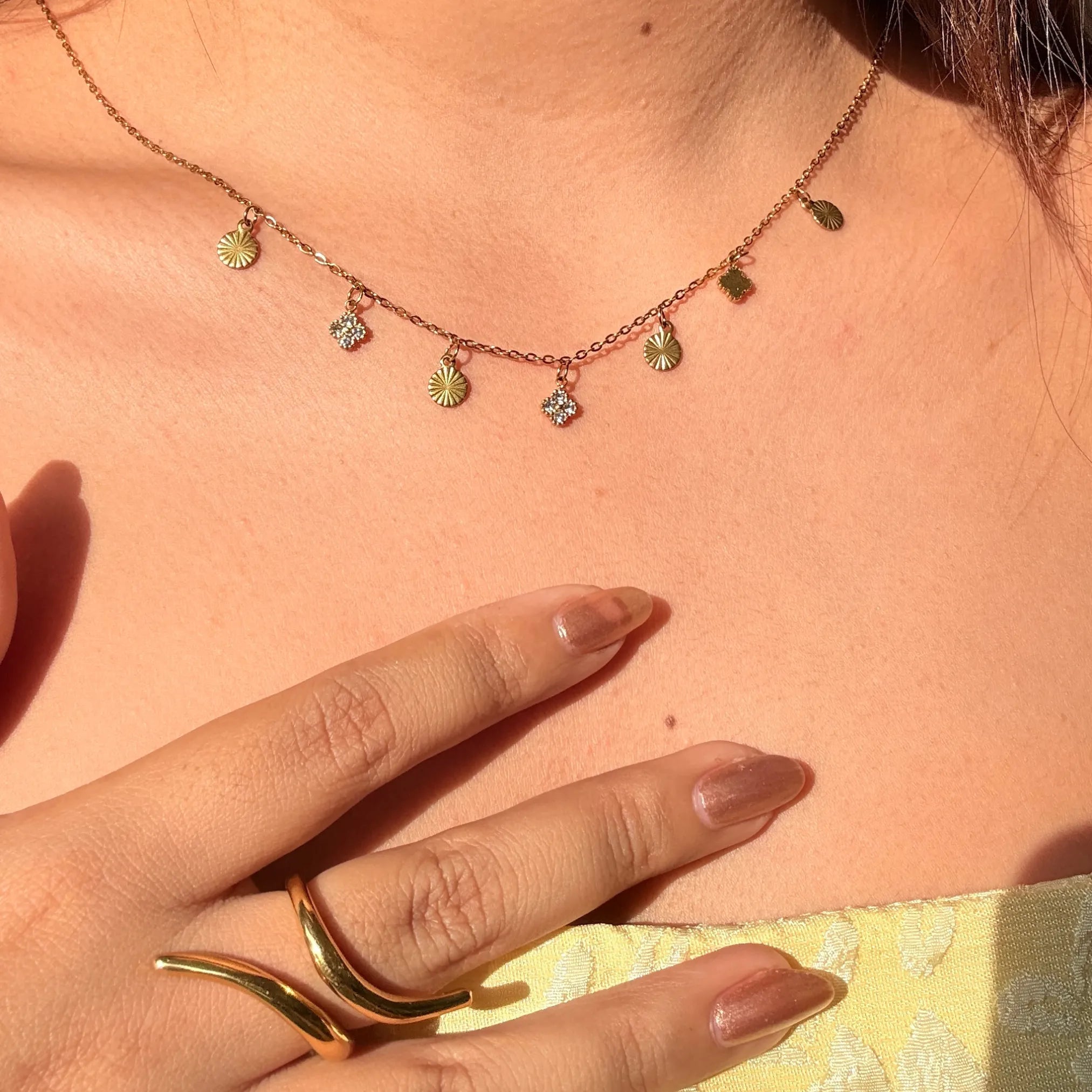 Collar Stella