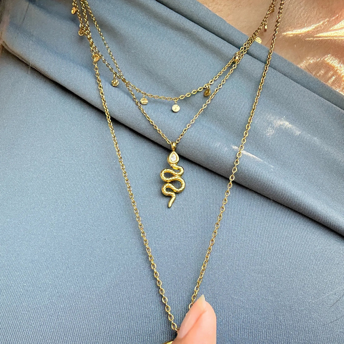 Collar White Snake