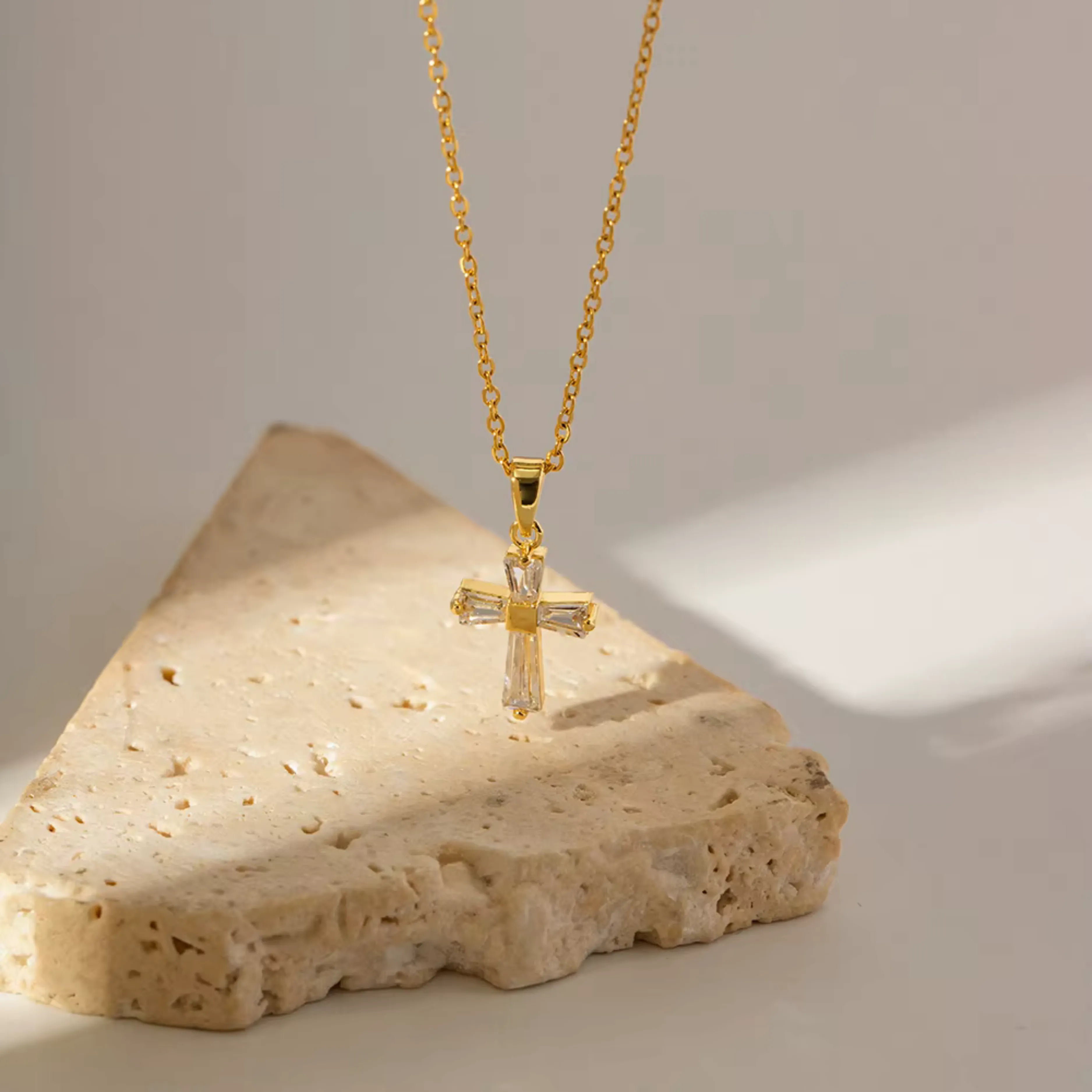 Collar Symbolic Christ