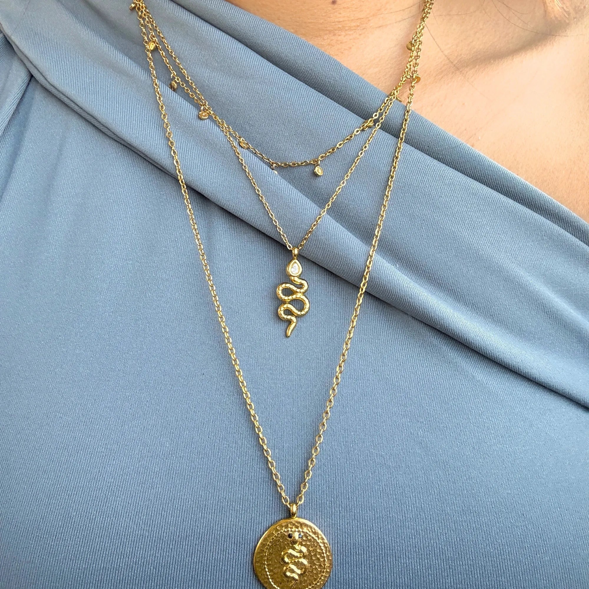 Collar White Snake