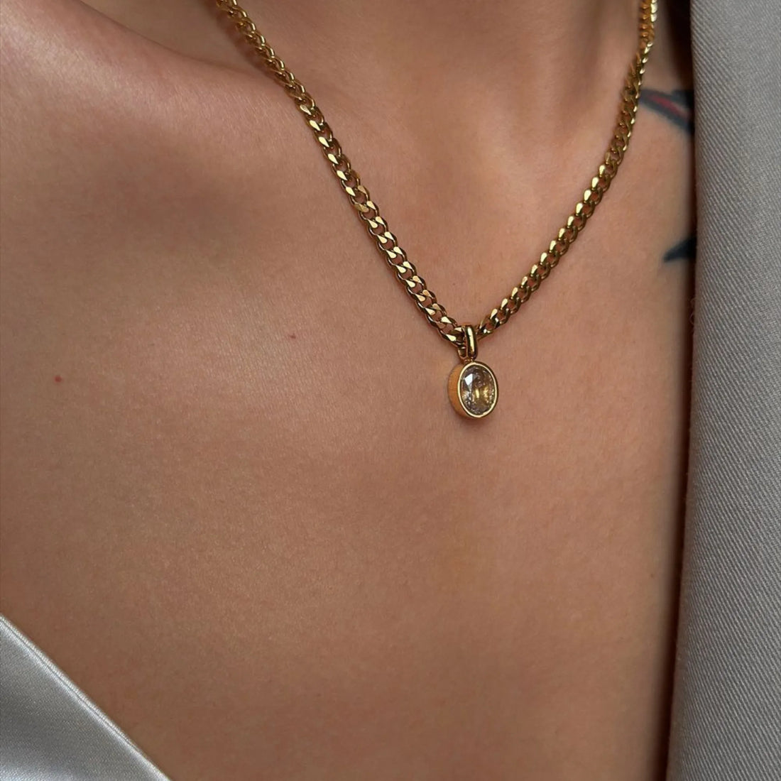 Collar Lucky