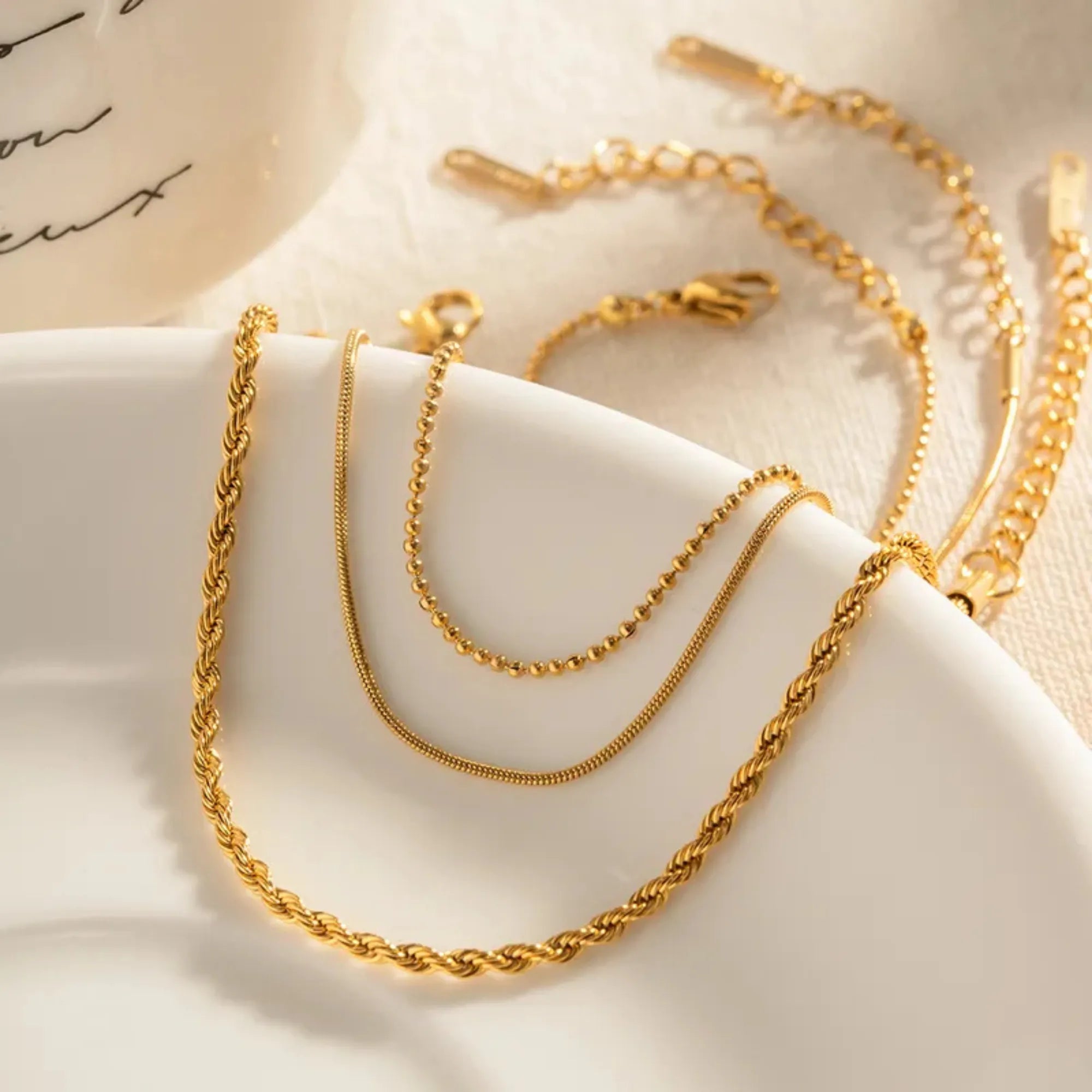 Set Nefertiti