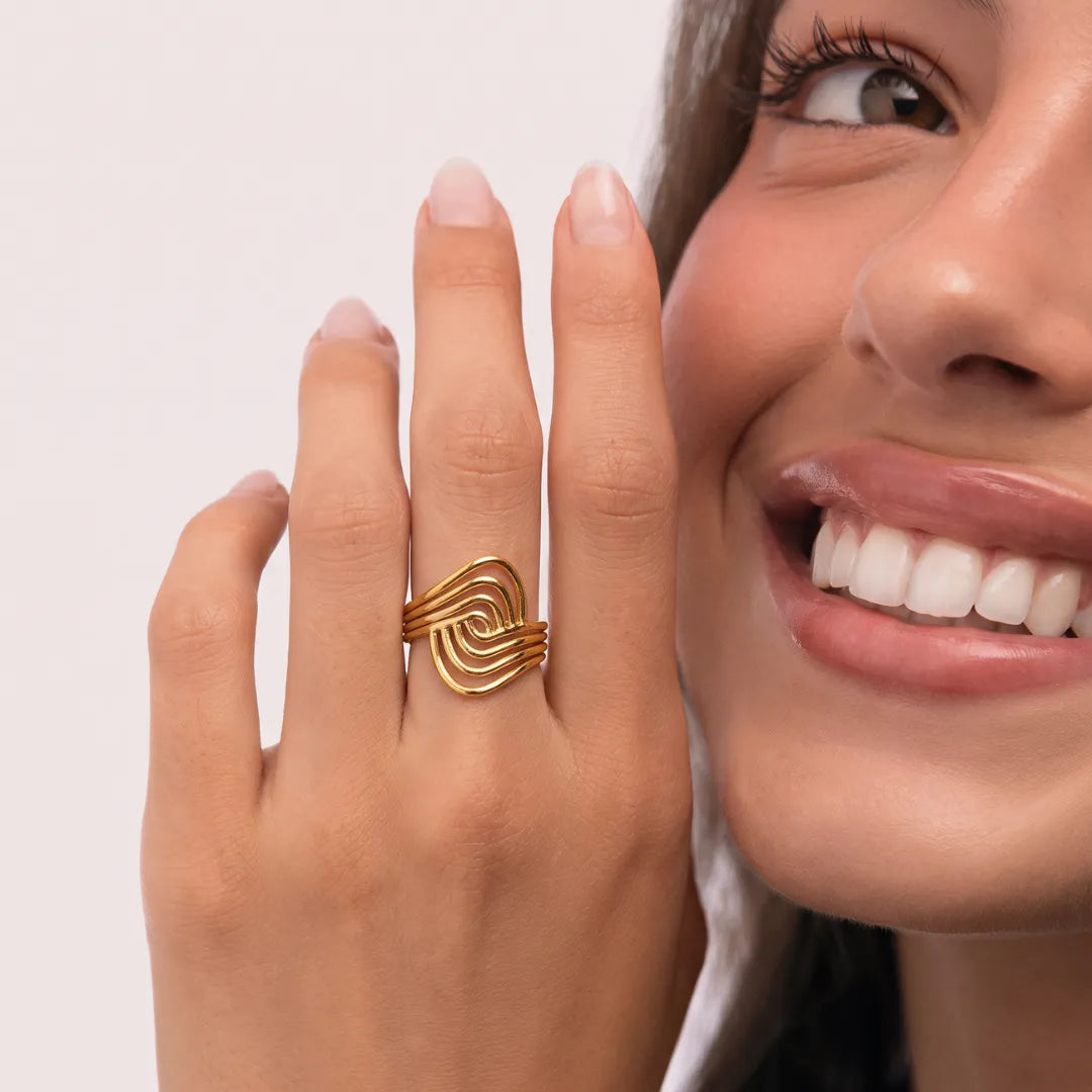 Anillo Elara